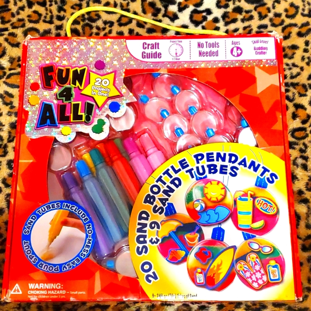 NWT Fun 4 All 20 Sand Bottle Pendants Craft Kit